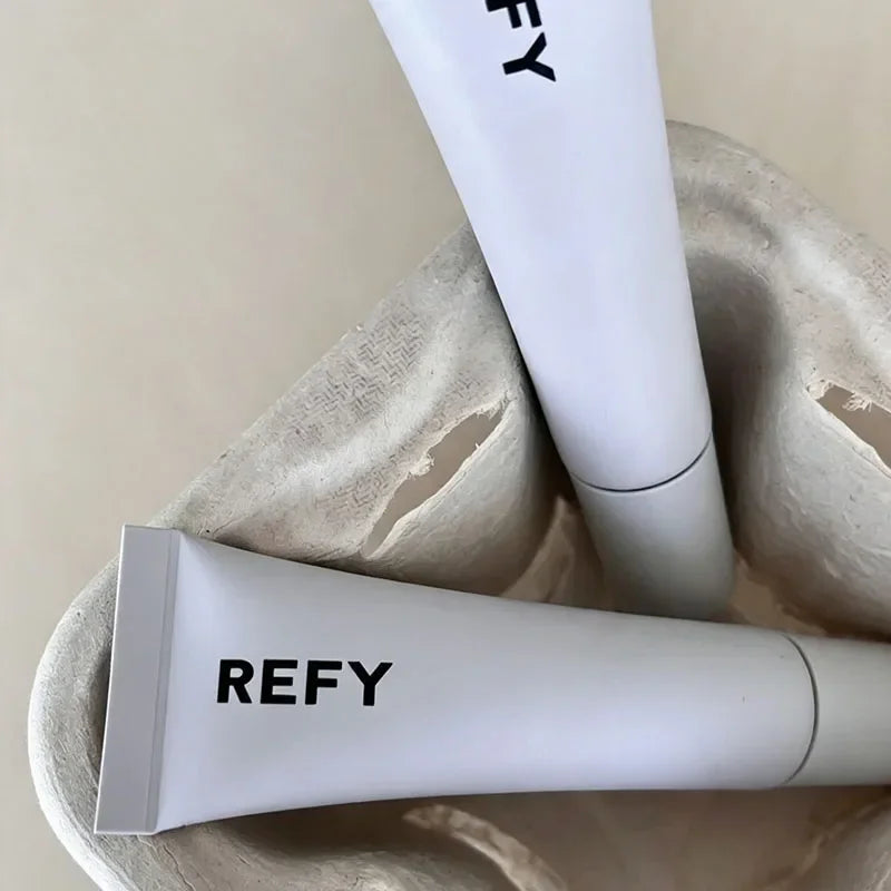 REFY Hyaluronic Acid Lip Gloss