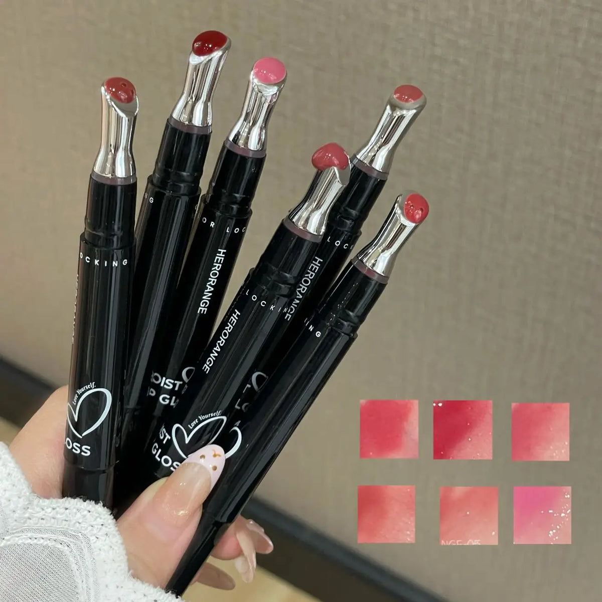 Hydrating Glossy Plumping Lip Gloss